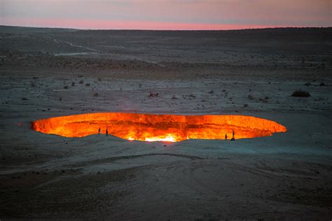 How To Visit The Door To Hell In Turkmenistan Couple Of Travels