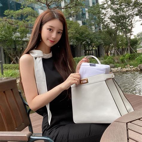 5 năm trước|306.7k lượt xem. 韓國漫畫《女神降臨》出真人劇 網民：應該搵作者做返主角 - 佬假期 LoHoliday