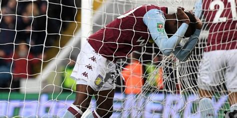 We would like to show you a description here but the site won't allow us. Opinion: Smith should worry about isolated Samatta - Read ...