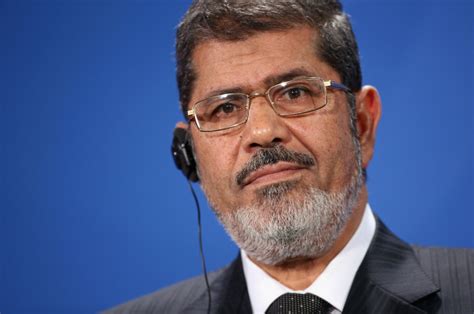 mohammed morsi egypt s ousted president dies in court