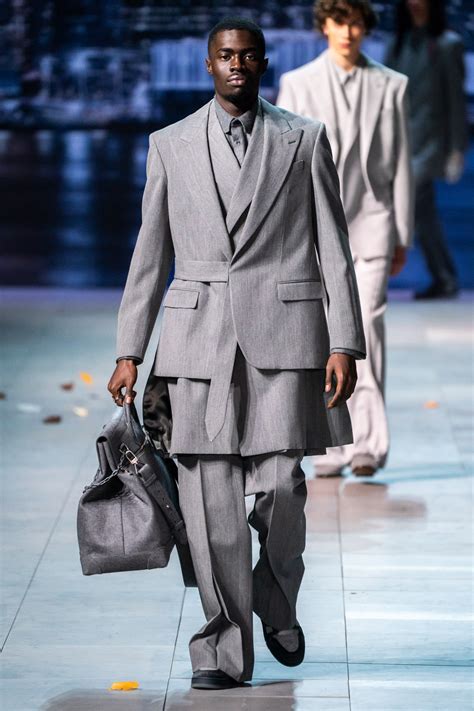 Bộ Suit Nam Louis Vuitton Thời Trang đẳng Cấp Must Have Cho Quý ông