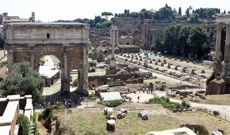 Foto De Roma Vista Panorâmica Da Antiga Fori Imperiali E Mais Fotos De