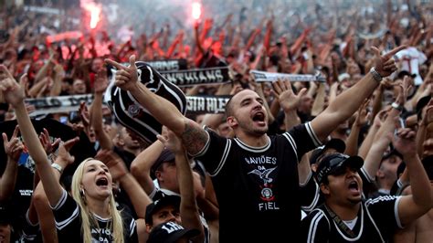 Corinthians está com situação tranquila em seu grupo; Wallpaper : Corinthians, Torcida, soccer, fans 1920x1080 ...