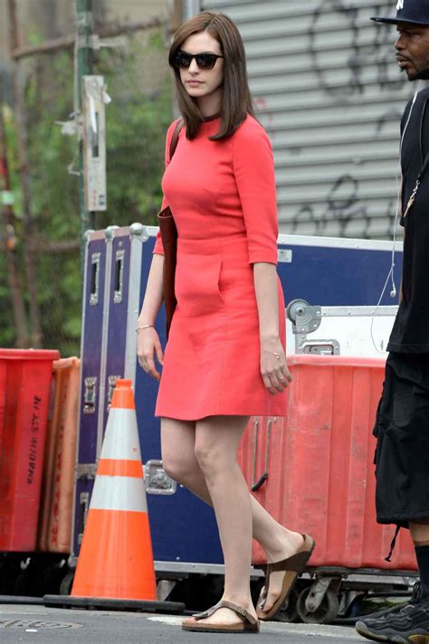 Anne Hathaway The Intern Set Photos Brooklyn June 2015