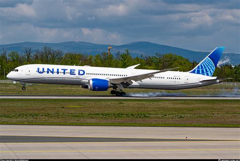 N14011 United Airlines Boeing 787 10 Dreamliner Photo By Niclas