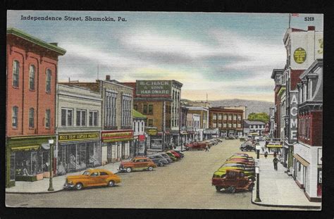 Independence Street Shamokin Pennsylvania Pa Linen Postcard Magical