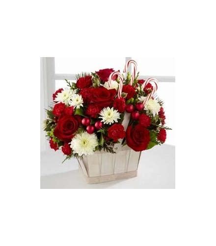 Right now, ftd is exclusively offering cnn underscored readers 25% off sitewide when they order through this and it's not just flowers ftd sells: The FTD Candy Cane Lane Basket - ftd-christmas Catalog ...