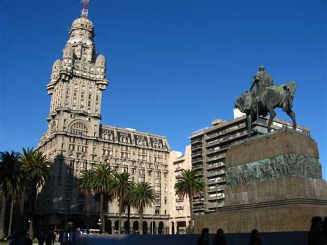 Montevideo Visite à Pied De Ciudad Vieja De 25 Heures Getyourguide