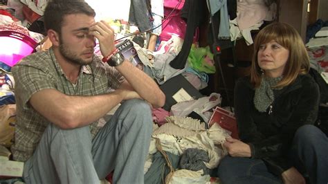 Hoarders Returns With An In Depth Look At Hoarders In Crisis