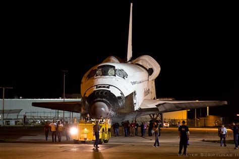 Spaceflight Now Sts 134 Endeavour Mounted Atop Shuttle Carrier Aircraft