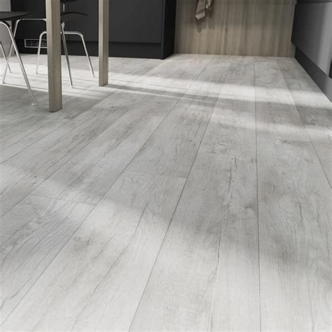 White wood flooring manufacturers & suppliers. Howdens Professional Single Plank White Wash Oak Luxury Vinyl Flooring 2.01m² Pack | Howdens
