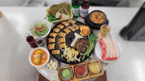 삼겹살은 역시 솥뚜껑이지 Samgyeopsal MukBang Pork Belly Korean BBQ YouTube
