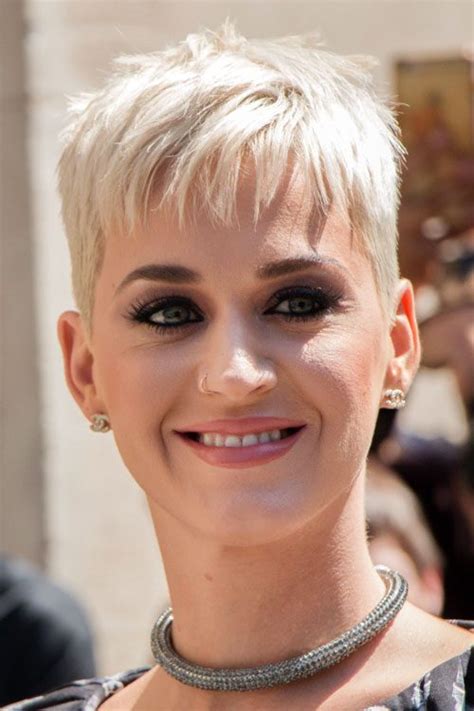 Katy Perry Straight Platinum Blonde Pixie Cut Hairstyle Steal Her Style