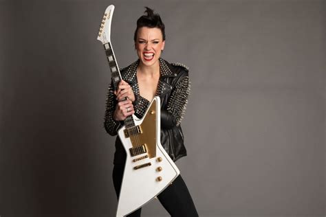 Lzzy Hale Announces Shell Host She Rocks Awards This Year And Shares