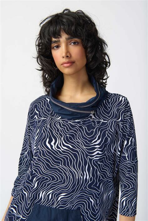 Wave Motif Top With Pockets Style 241144 1ère Avenue