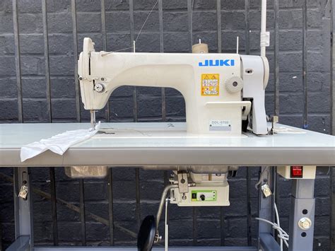 Juki Ddl 8700 Lockstitch Machine 1 Needle Industrial Sewing Machine