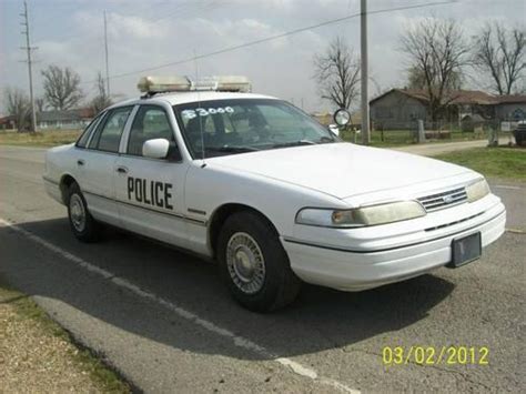 * buyer's premium included in price usd $18 2011 ford part of a larger eq. 1994 Ford Crown Victoria Police car for Sale in Bragg City ...