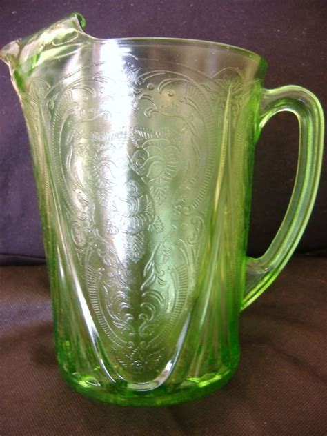 rare vintage green uranium vaseline glass royal lace large water pitcher jug hazel atlasvase