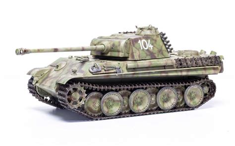 Classic Kit Tank A1352 Panther Ausf G 135 Car Model
