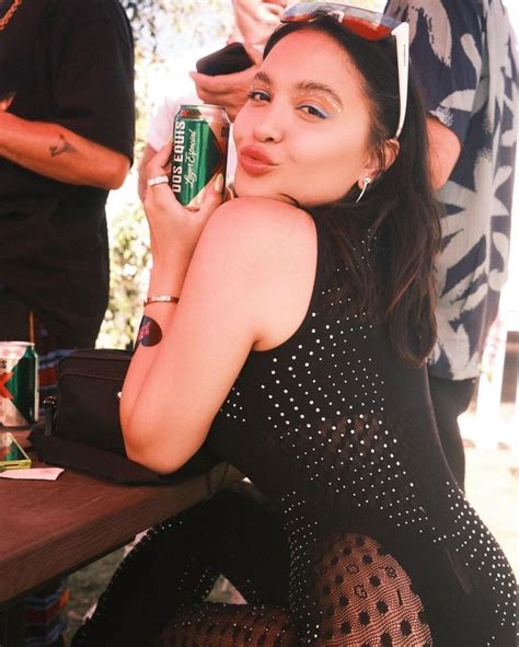Picture Of Stella Hudgens