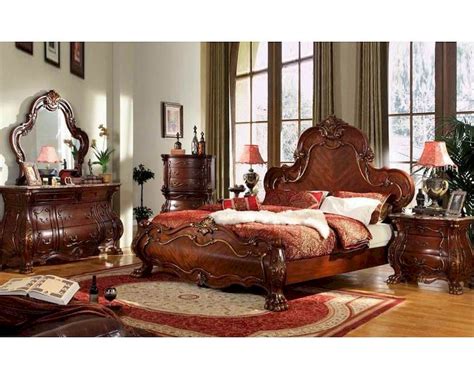 Find the affordable bedroom set of your dreams at the dump. Traditional Bedroom Set MCFB1600SET