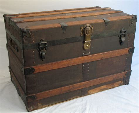 1900s Antique Steamer Trunk Large Turn Of The Century Canvas Wrapped Solid Wood Antique