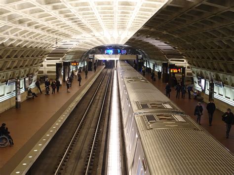 201902065 Washington Dc Subway Station Metro Center