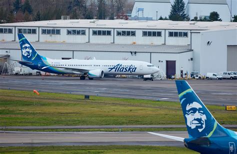 Investigators Say Fallen Alaska Airlines Door Plug Has Been Found Abc