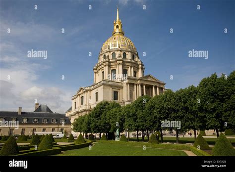 Church Of The Dome At Les Invalides Stock Photo Alamy