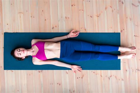 Cant Sleep This 10 Minute Yoga Routine Will Help You Fall Asleep Fast