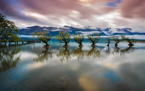Lake Wakatipu In New Zealand