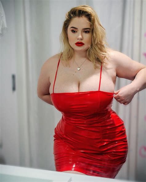 Pin On Sexy Curvy Women