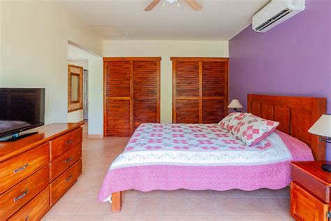 Casa Mango: 3-bedroom Home | Playa Potrero | Special Places