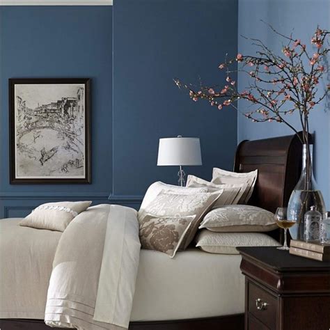 Great ideas for painting a master bedroom purple. 4+ Where to Find Master Bedroom Paint Colors with Dark ...