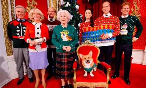La Regina Elisabetta Spende £30mila Per I Regali Di Natale Cosa
