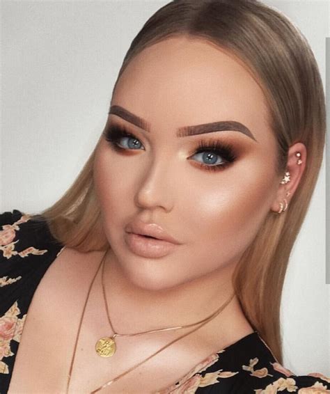 N i k k i e t u t o r i a l s. Pin van dyonne op ⋆ nikkietutorials in 2020