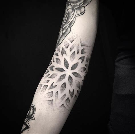 Women Tattoo Dotwork Mandala Flower By Alex Treze Tattooviral