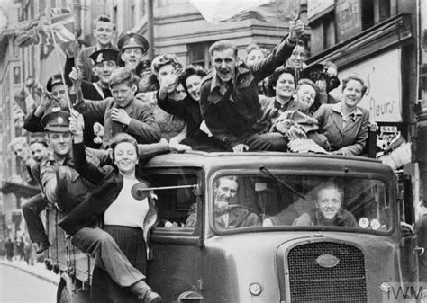 Ve Day Celebrations In London 8 May 1945 Imperial War Museums