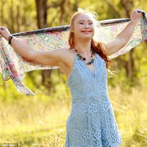 Model With Down Syndrome Madeline Stuart Lands Major Contract With Evermaya Daily Mail Online