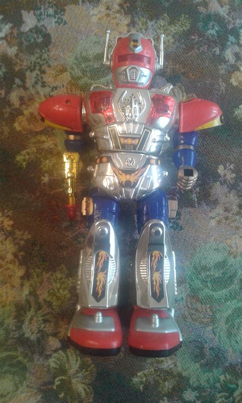 Old Early 2000s Giant Robot Toy Who Is He
