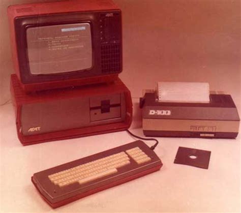 ПЭВМ Агат — первый массовый персональный компьютер СССР