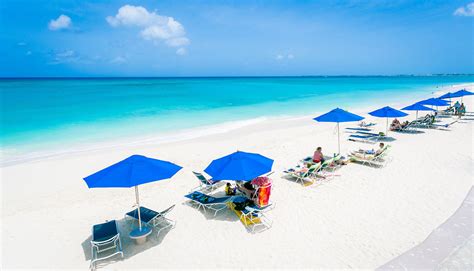 Cayman Reef Resort Vacation Rentals On Seven Mile Beach Grand Cayman