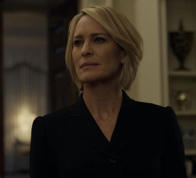Maybe you would like to learn more about one of these? Robin Wright / Claire Underwood Haircut 2017 House of ...