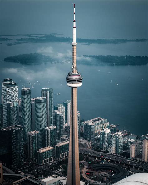 Cn Tower Toronto Canada 5162x6453 Cn Tower Toronto Architecture