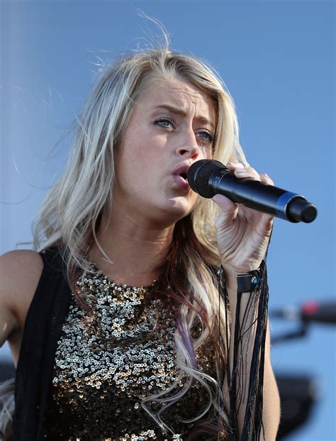 Brooke Eden Performs At Route 91 Harvest Festival Day 3 In Las Vegas