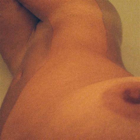 Yvonne Strahovski Nude Leaked Pics Porn And Scenes