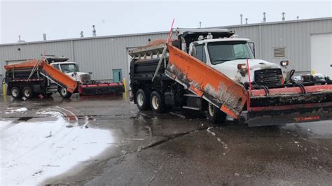 City Snow Plows Ready To Tackle Snow If It Comes The Longmont Leader