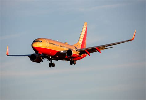 N714cb Southwest Airlines Boeing 737 700 By Adam Jackson