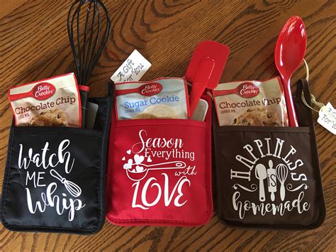 Cookie T Sets Cricut Christmas Ideas Christmas Crafts For Ts