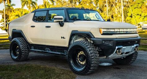Hummer Carscoops